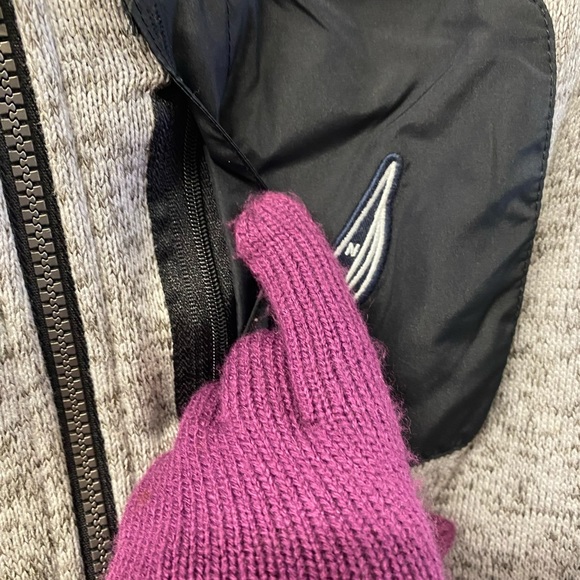 Nautica Vest Boys NWT Size Medium (10-12) - Picture 3 of 7